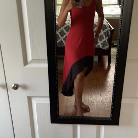 High low dress - Picture 3 of 4